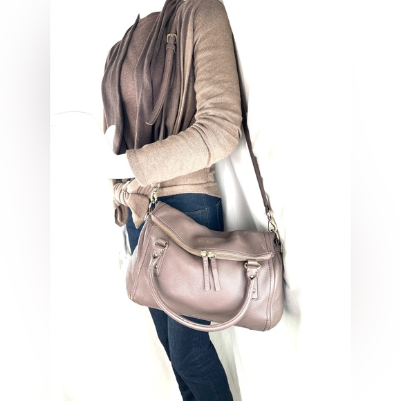 Kate Spade Taupe Pebbled Leather Medium Magnetic Flap Crossbody Bag Purse Brass - Picture 2 of 14